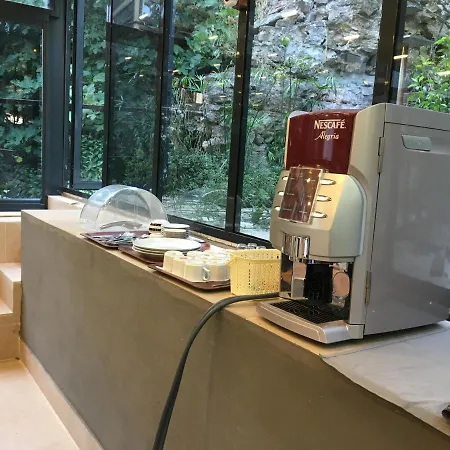 Amida House Апарт-отель *