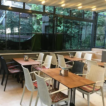 Amida House Апарт-отель *